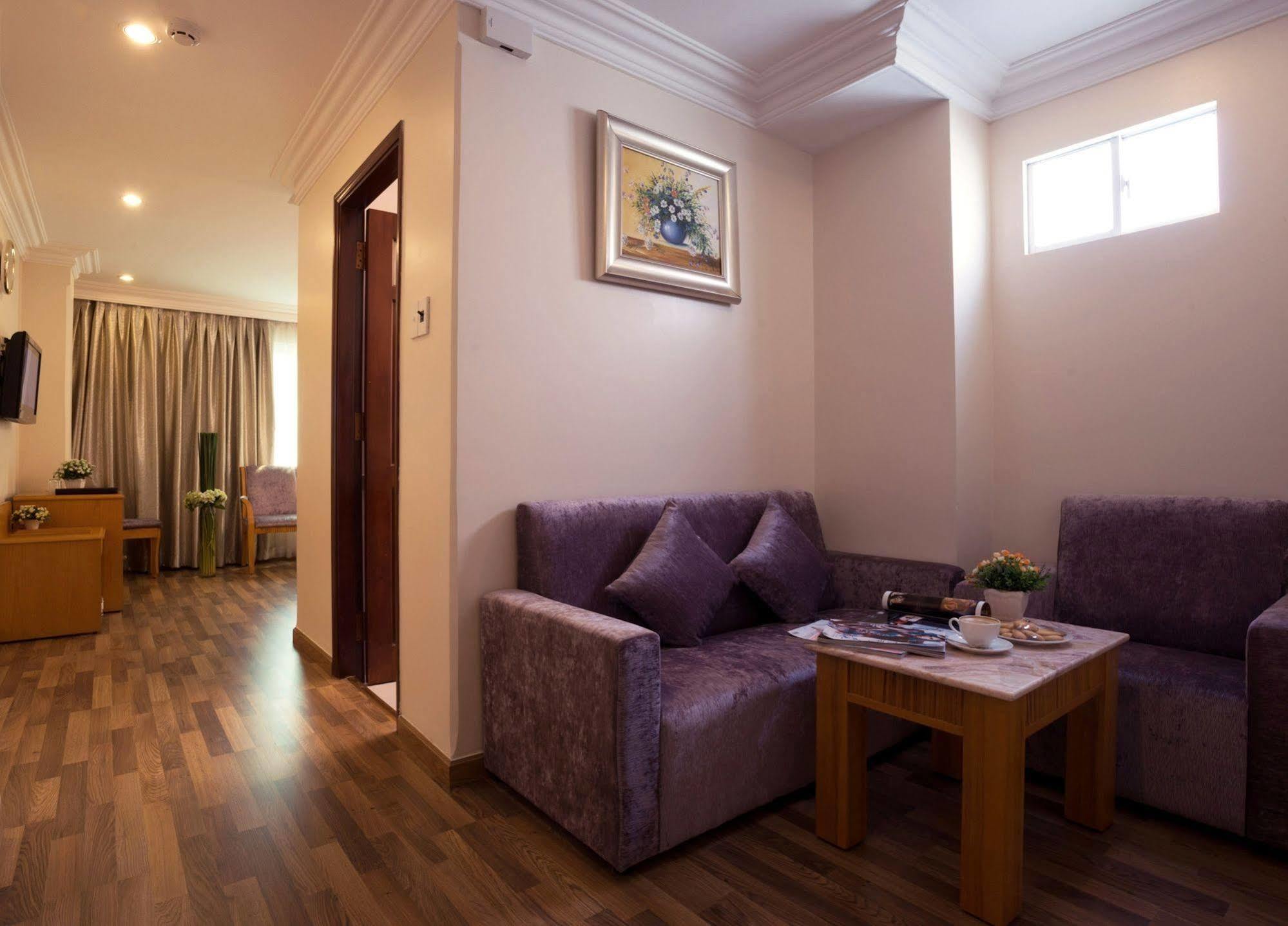 Silverland Sil Hotel Ho Chi Minh City Exterior photo